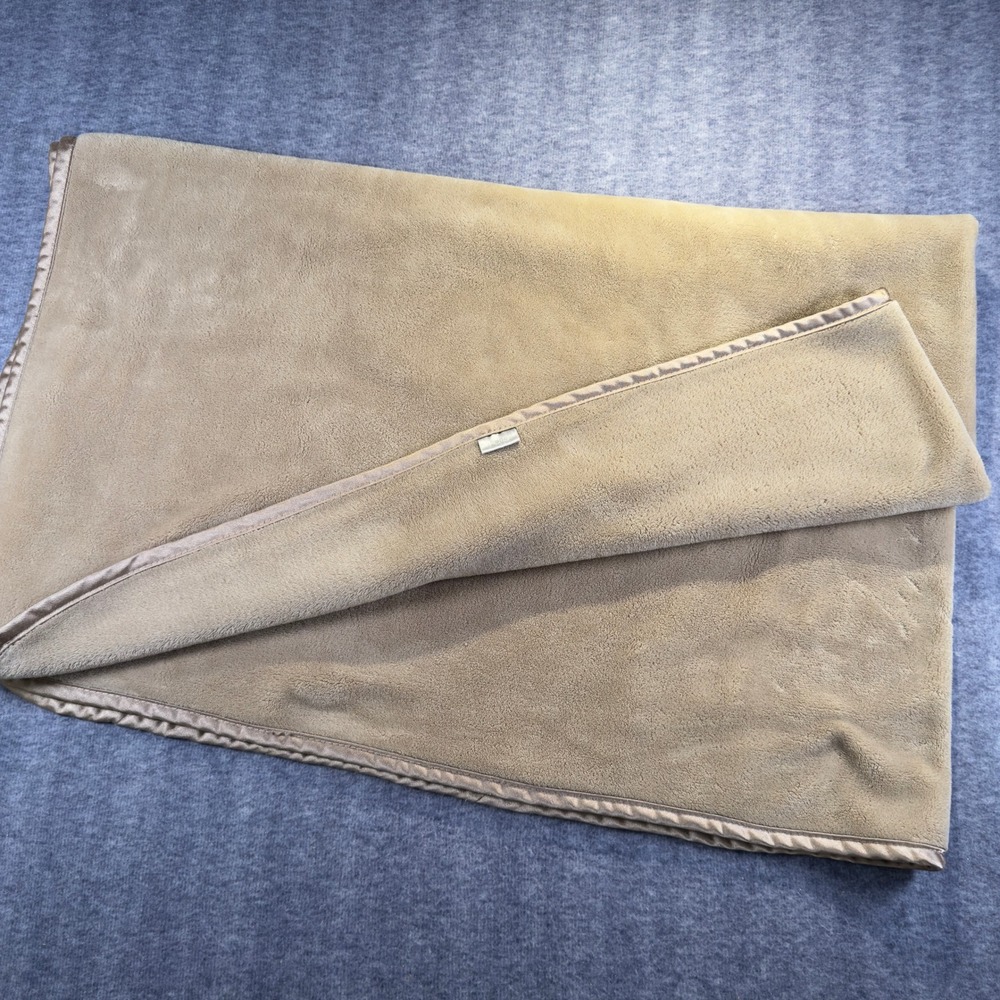 Brookstone NAP Blanket Beige Plush Fleece Throw Satin Trim Tan